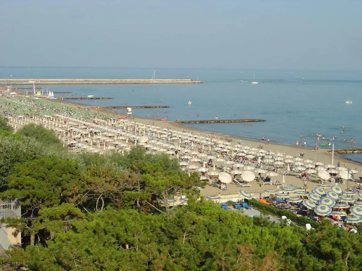 Beautiful Apartment With Terrace For 5 Guests Porto Santa Margherita di Caorle 0*,  Olaszország